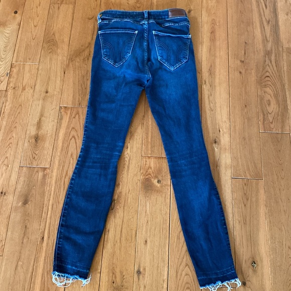 HOLLISTER Super Skinny Distressed Jeans - Picture 4 of 7